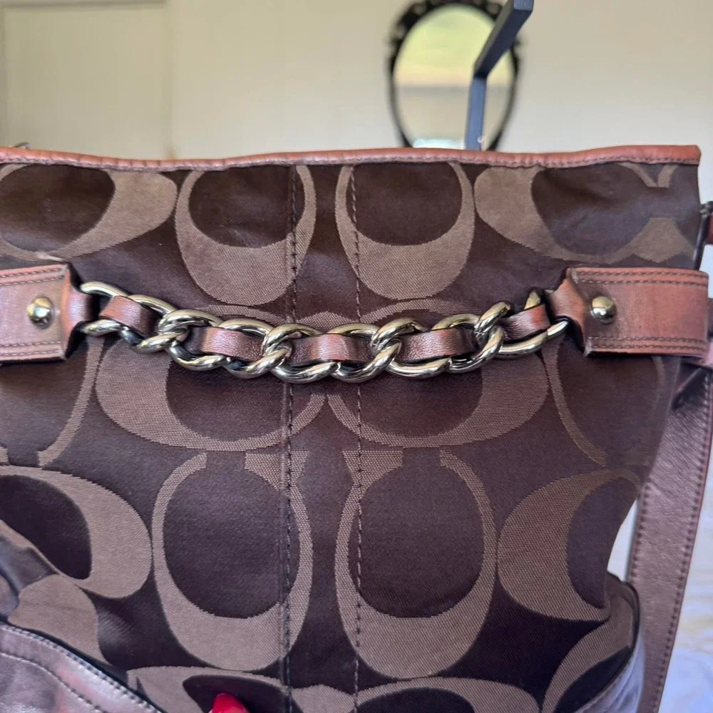 Y2K vintage Coach brown‎ signature chain crossbody bag soho hobo